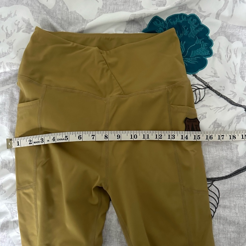 Alaska Chicks Leggings Women’s M Green Workout Activewear High Rise Pants - Picture 5 of 8